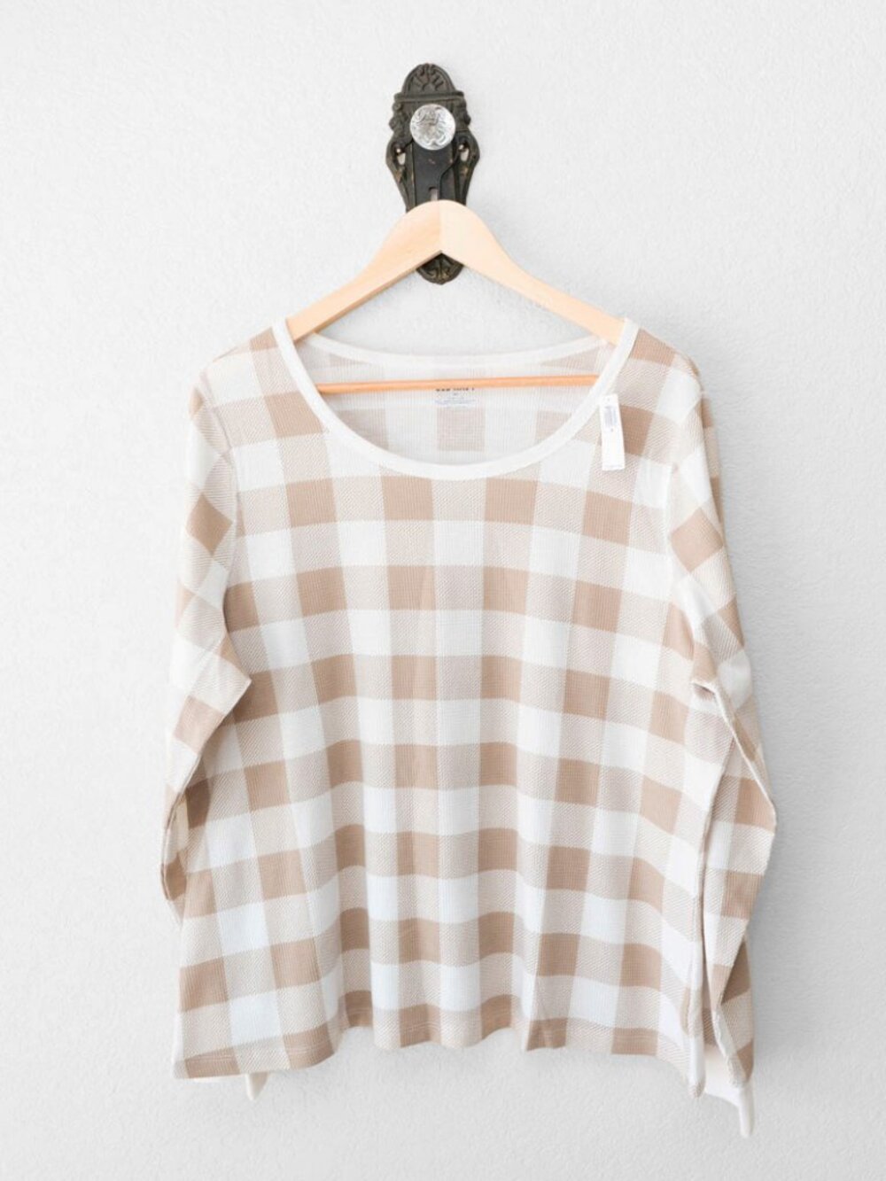 Old Navy Top Womens XL NWT Tan White Buffalo Plaid Waffle Knit Thermal Shirt